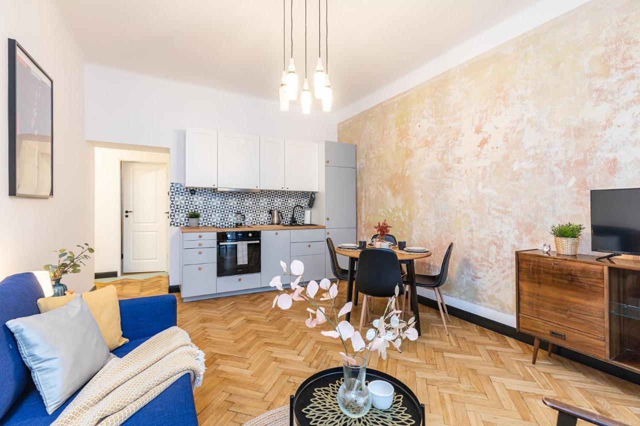 Apartamento Superapart Tarchominska Apt 24 Varsovia